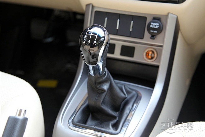 2013款 三廂 1.5L 手動精英型