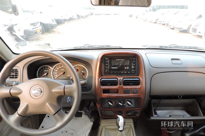 2012款 2.4L兩驅(qū)標(biāo)準(zhǔn)版7座ZN6494