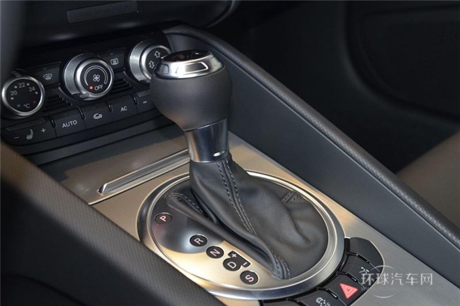 2013款  Coupe 45 TFSI quattro 白色經典版