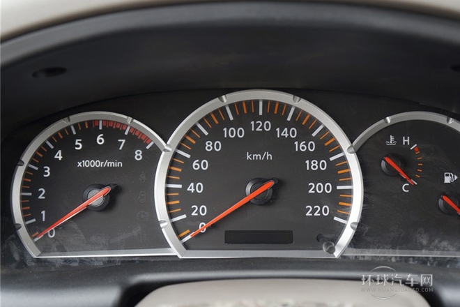 2013款 2.4L兩驅標準型5座ZN6494