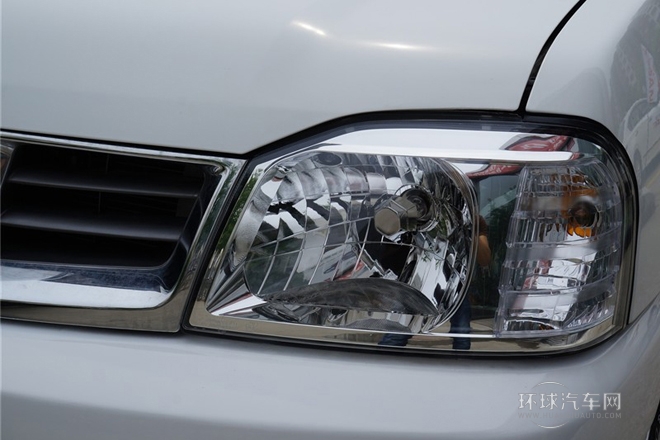 2013款 2.4L兩驅標準型5座ZN6494