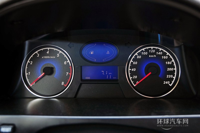 2013款 三廂 1.8L 手動(dòng)精英型