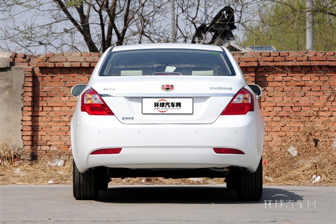 2013款 三廂 1.8L 手動精英型