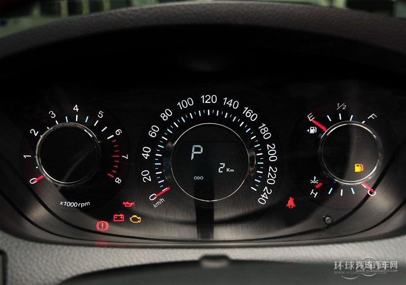 2013款 鋒芒限量版 2.2T 四驅智尊型