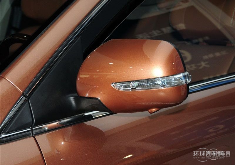 2013款 鋒芒限量版 2.2T 四驅智尊型