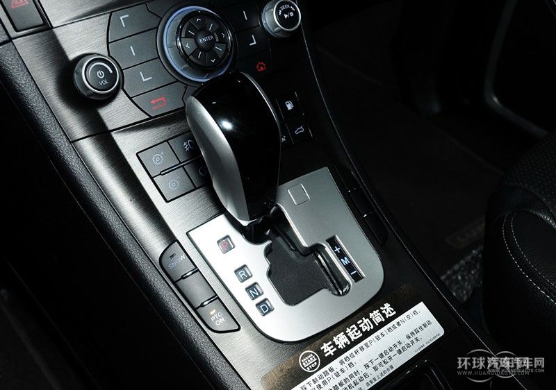 2013款 鋒芒限量版 2.2T 兩驅智慧型