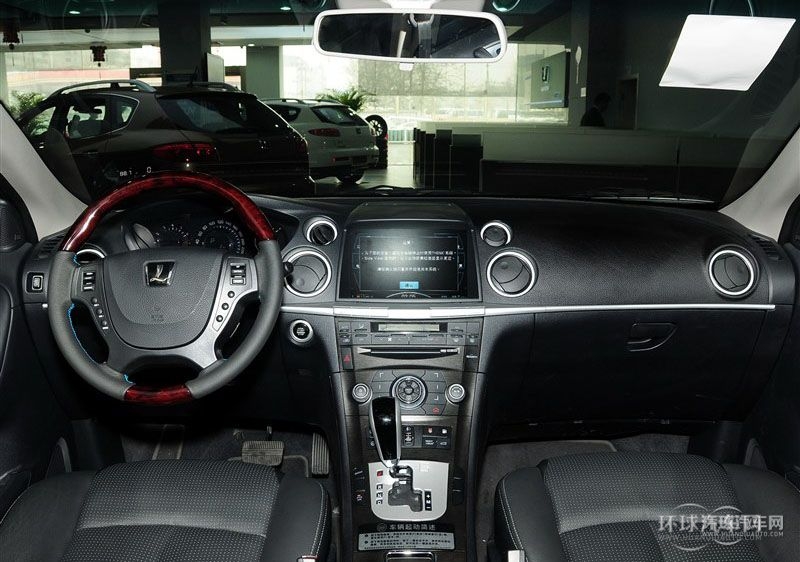 2013款 鋒芒限量版 2.2T 兩驅(qū)智慧型