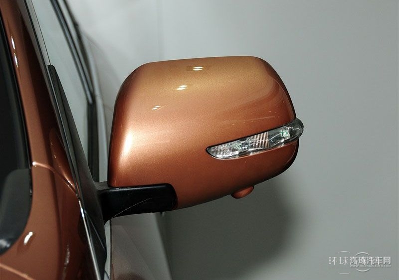 2013款 鋒芒限量版 2.2T 兩驅智慧型