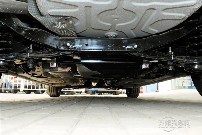 2013款 兩廂經(jīng)典 1.8L MT基本型