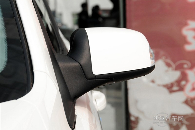 2013款 兩廂經典 1.8L MT基本型