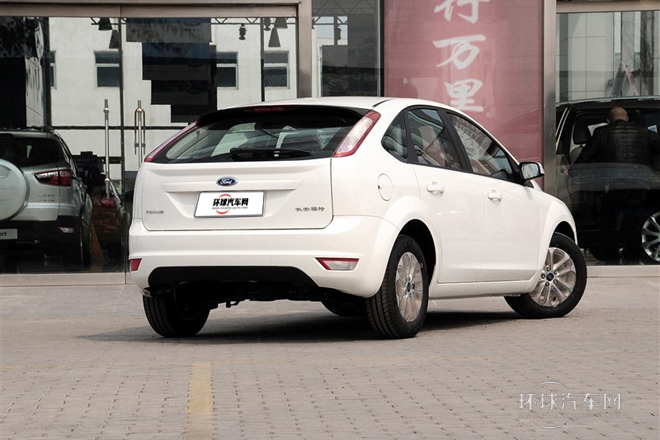 2013款 兩廂經典 1.8L MT基本型