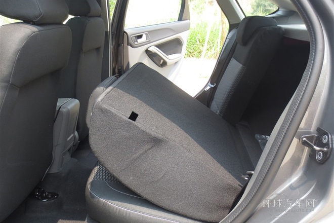 2013款 兩廂經典 1.8L MT百萬紀念版