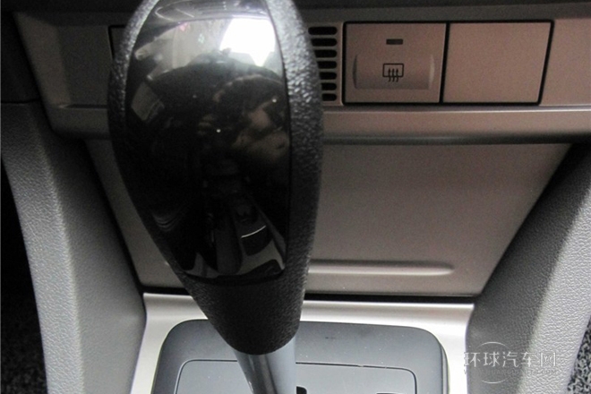 2013款 兩廂經典 1.8L AT百萬紀念版