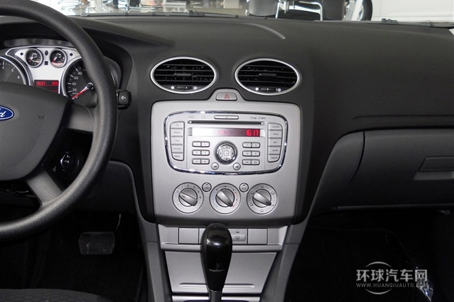 2013款 兩廂經(jīng)典 1.8L AT百萬紀(jì)念版