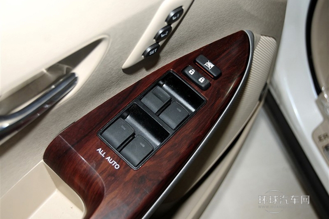 2013款 2.7L 兩驅至尊版