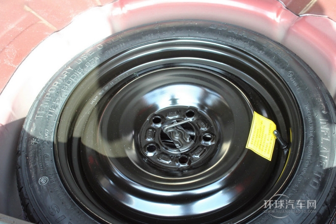 2013款 兩廂經典 1.8L MT時尚型