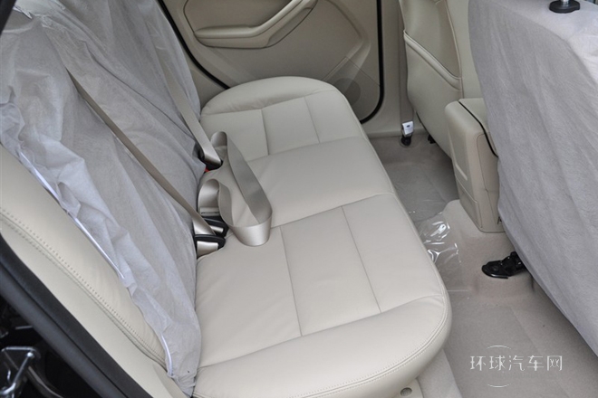 2013款 兩廂經(jīng)典 1.8L AT時(shí)尚型