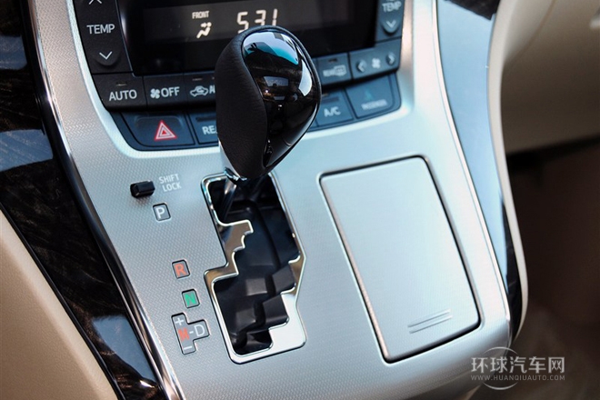 2012款 2.4L 豪華版