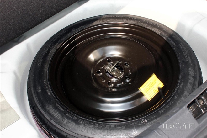 2013款 三廂經典 1.8L AT基本型