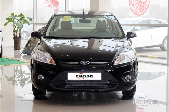 2013款 三廂經典 1.8L AT基本型