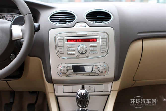 2013款 三廂經典 1.8L MT百萬紀念版