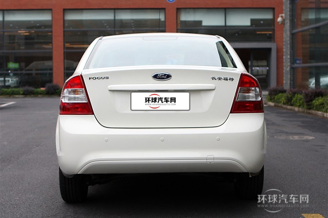 2013款 三廂經典 1.8L MT百萬紀念版