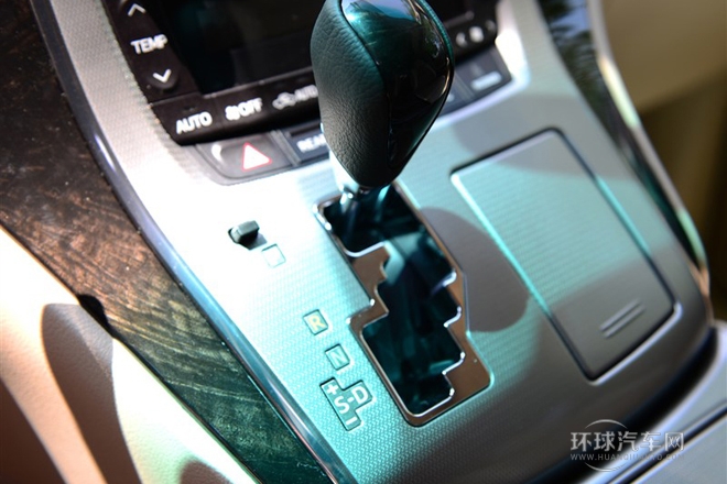 2012款 3.5L 尊貴版