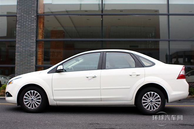 2013款 三廂經典 1.8L MT百萬紀念版