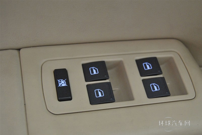 2012款 2.0L 自動尊享型DVVT