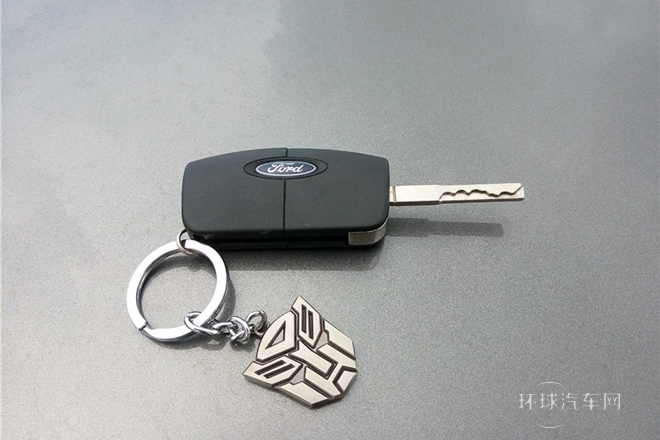 2013款 三廂經典 1.8L AT百萬紀念版