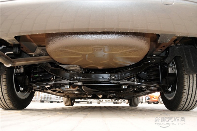 2013款 三廂經典 1.8L MT時尚型