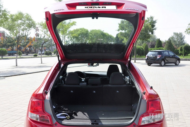 2011款 2.5L 標準版