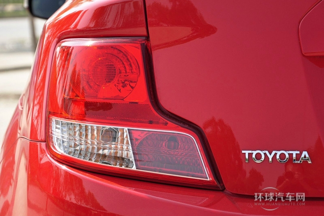 2011款 2.5L 標準版