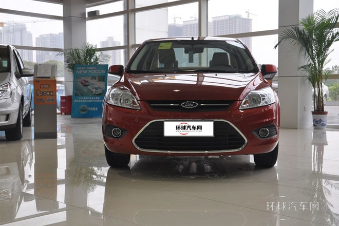 2013款 三廂經(jīng)典 1.8L AT時尚型