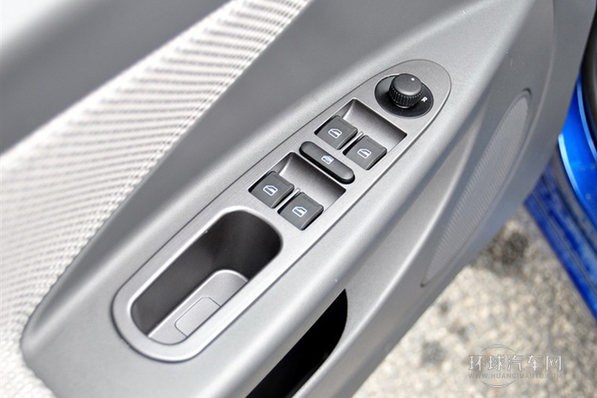 2010款 1.3L 手動豪華型