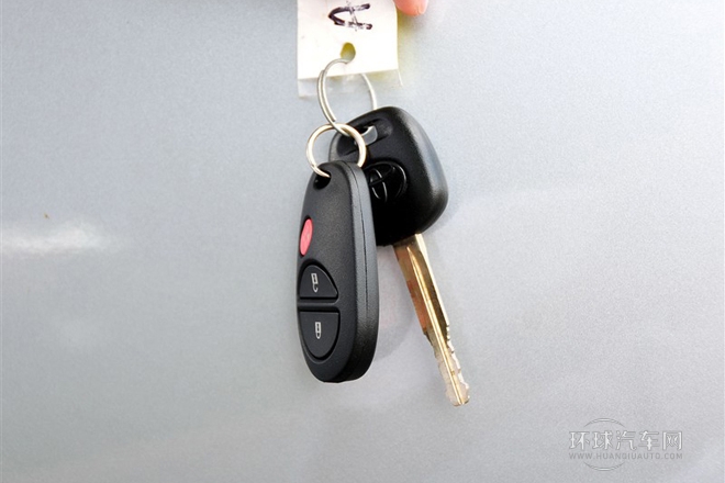 2011款 5.7 標準型