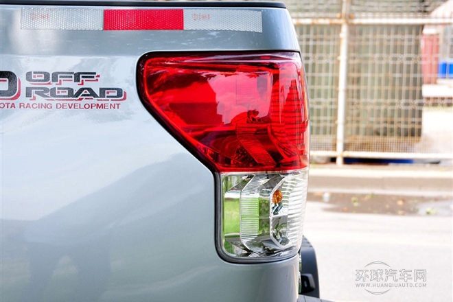 2011款 5.7 標準型