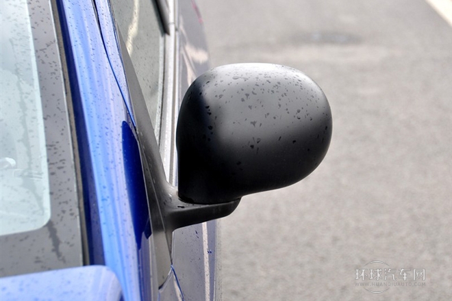 2010款 1.3L 手動(dòng)豪華型