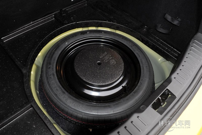 2012款 兩廂 2.0L MT豪華運動型