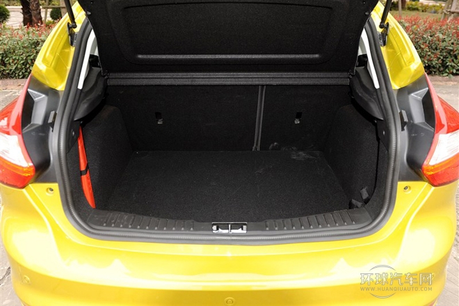 2012款 兩廂 2.0L MT豪華運動型