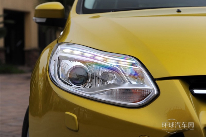 2012款 兩廂 2.0L MT豪華運(yùn)動(dòng)型