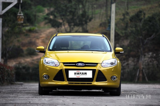 2012款 兩廂 2.0L MT豪華運(yùn)動(dòng)型