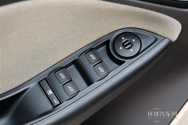 2012款 三廂 1.6L MT舒適型