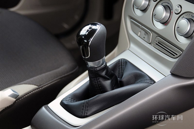 2012款 三廂 1.6L MT舒適型