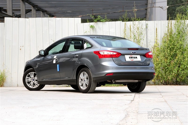 2012款 三廂 1.6L MT舒適型