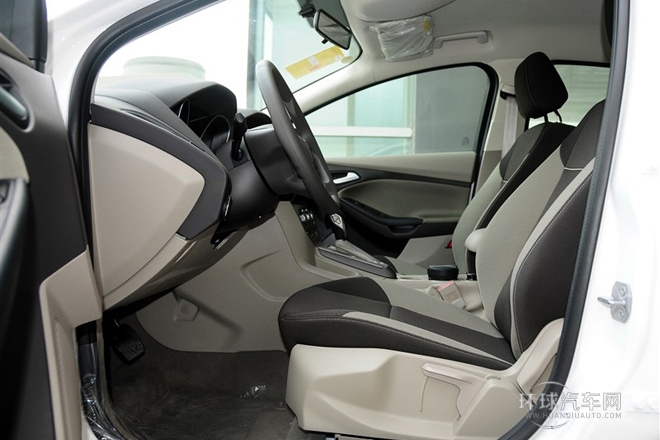 2012款 三廂 1.6L AT舒適型