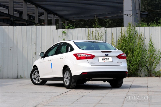 2012款 三廂 1.6L AT舒適型