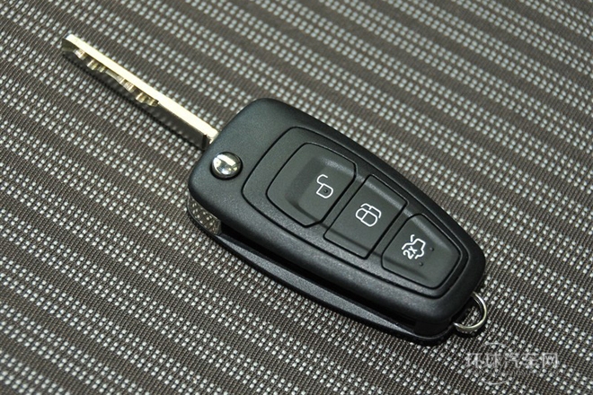 2012款 三廂 1.6L MT風尚型