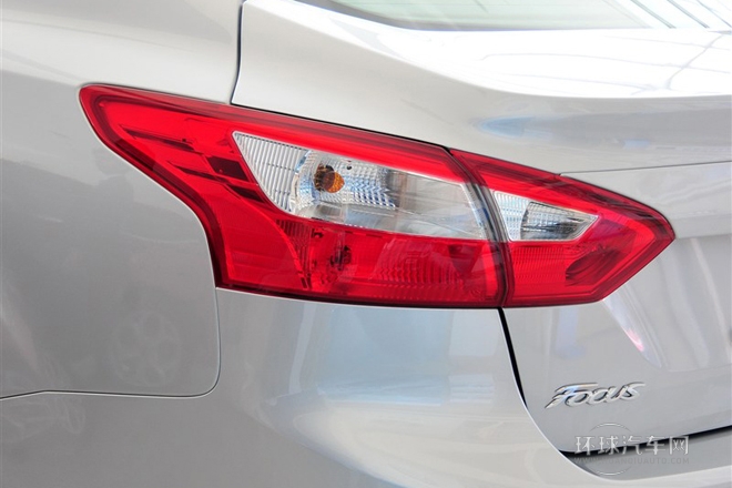 2012款 三廂 1.6L MT風尚型