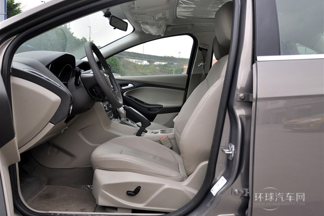 2012款 三廂 1.6L AT尊貴型